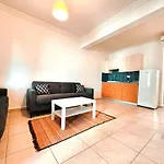 Tas Apartahotel