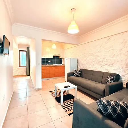 Tas Aparthotel *